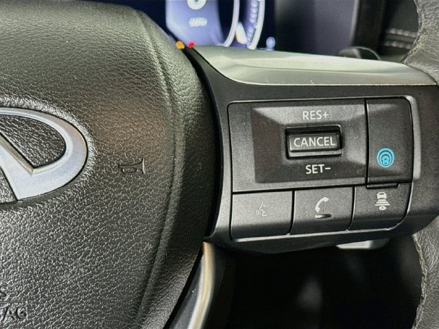 Used 2023 INFINITI QX60 Luxe w/ Cargo Package AWD/4WD image 12