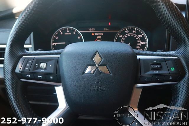 Used 2024 Mitsubishi Outlander SE image 19