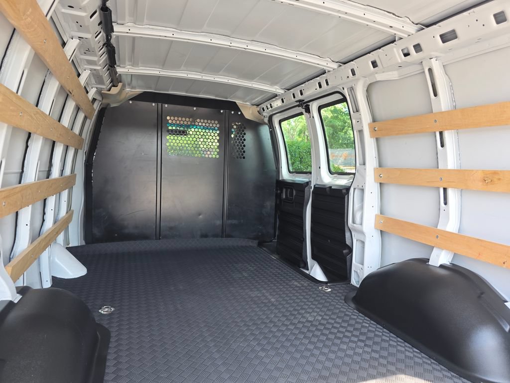 Certified 2025 Chevrolet Express 2500 w/ Driver Convenience Package RWD image 27