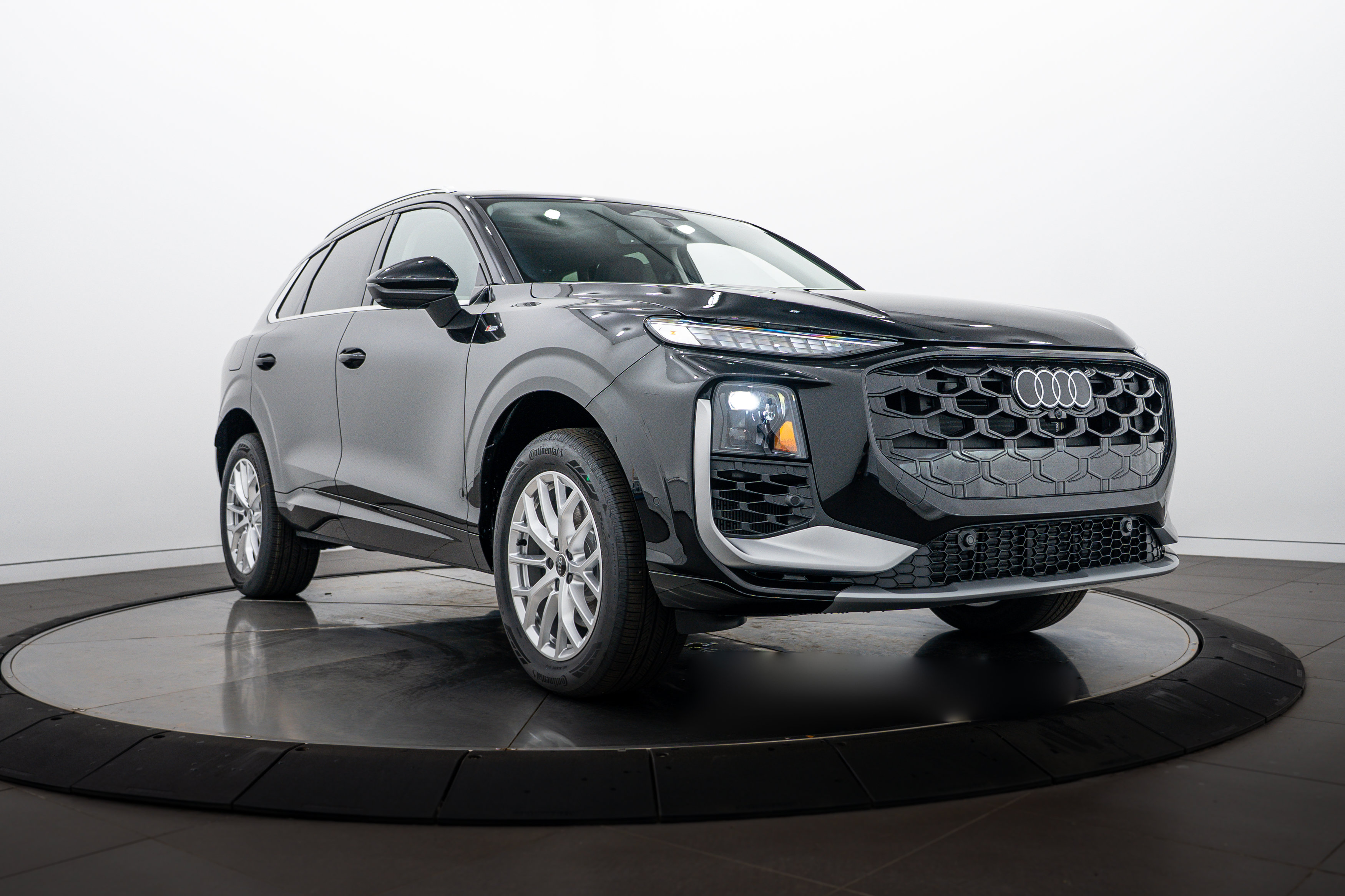 New 2026 Audi Q3 quattro 2.0T