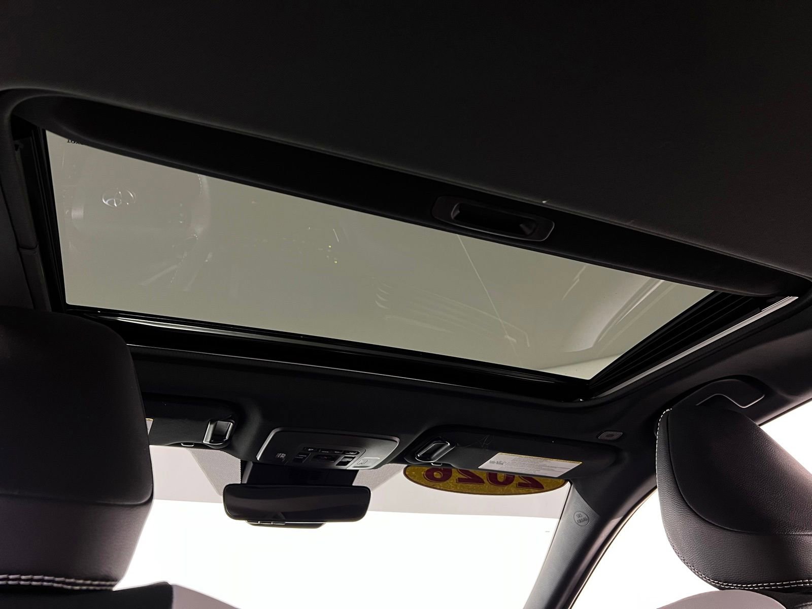 Used 2026 Toyota Camry SE w/ Multimedia Upgrade Package FWD image 22
