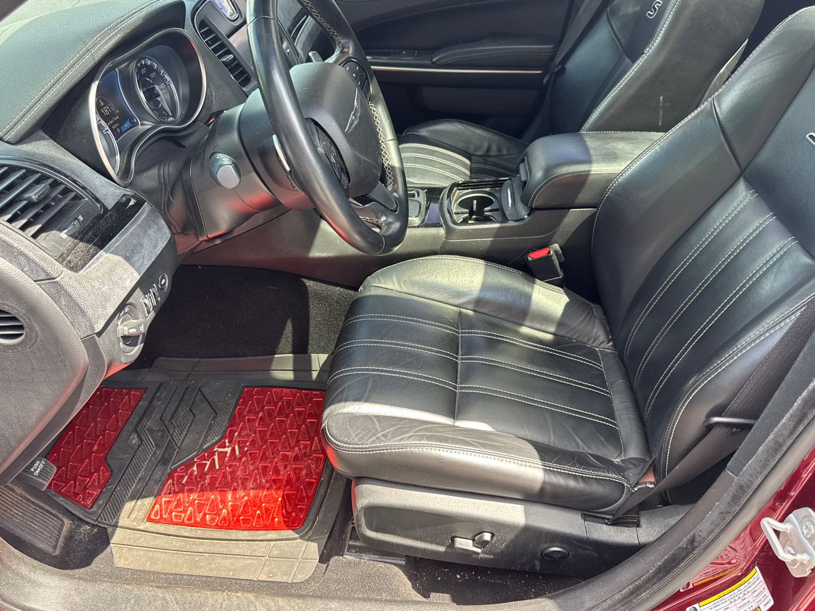 Used 2021 Chrysler 300 S RWD image 9