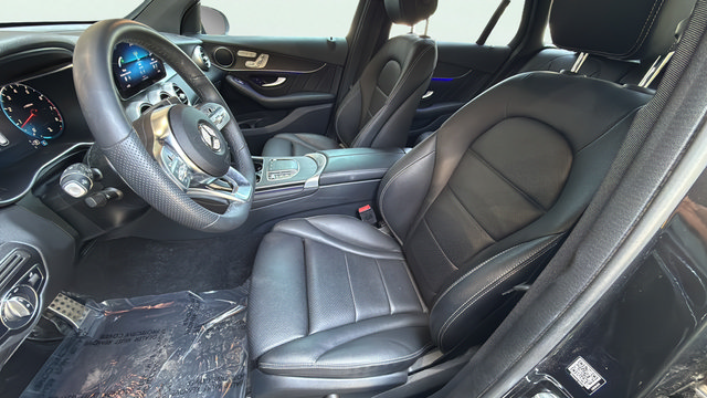 Used 2022 Mercedes-Benz GLC 300 4MATIC image 15