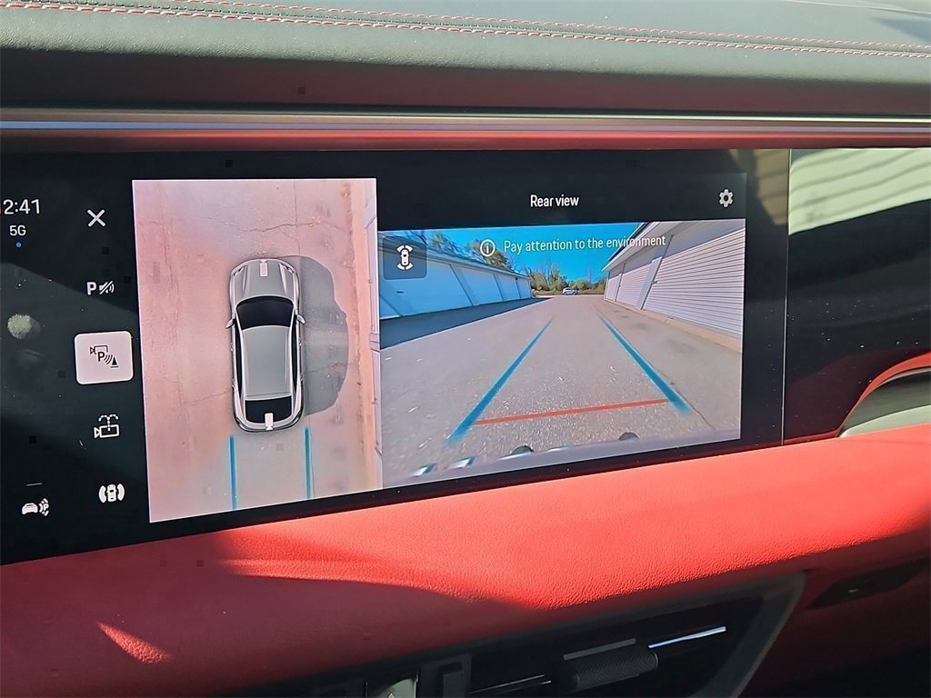 Certified 2025 Porsche Macan 4 Electric image 17