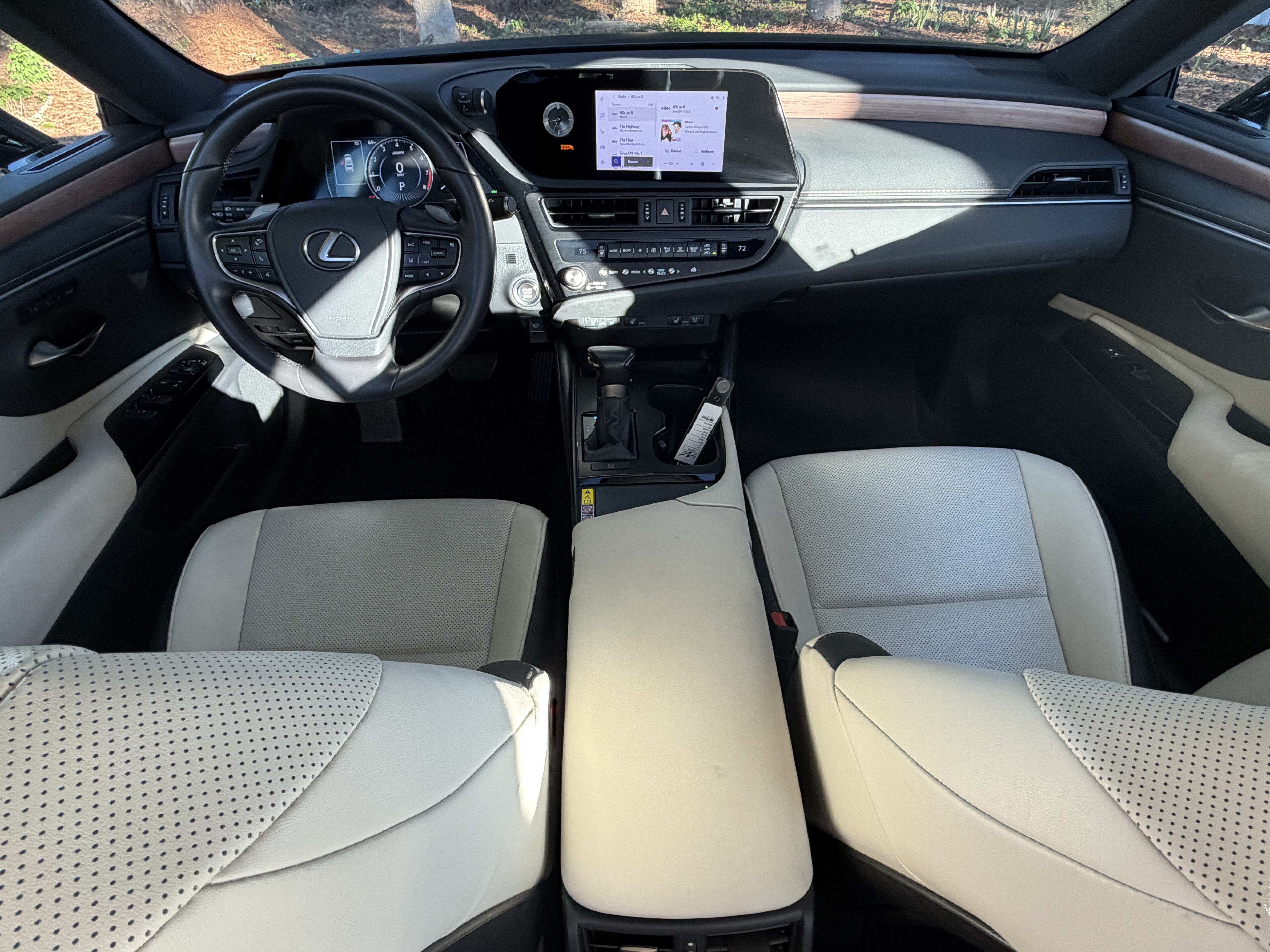 Used 2025 Lexus ES 350 w/ Premium Package FWD image 31