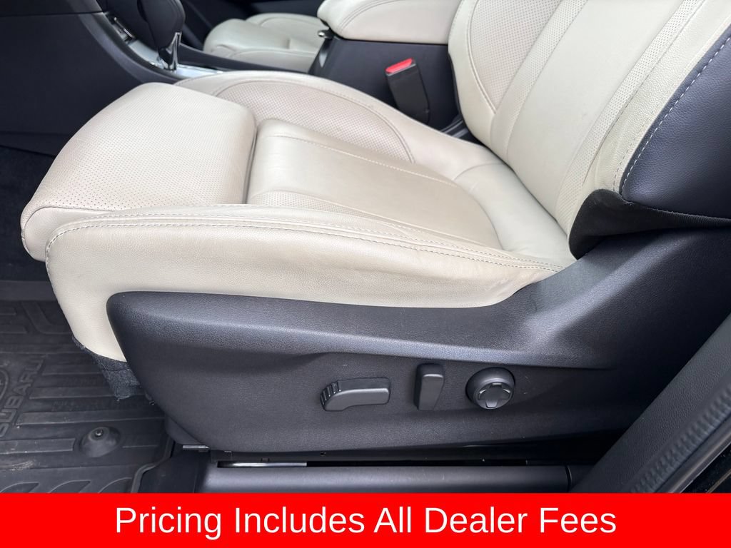 Used 2025 Subaru Ascent Limited w/ Popular Package #1 AWD/4WD image 28