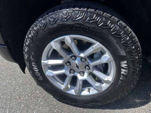 Certified 2024 Chevrolet Silverado 1500 RST w/ Convenience Package II AWD/4WD image 8