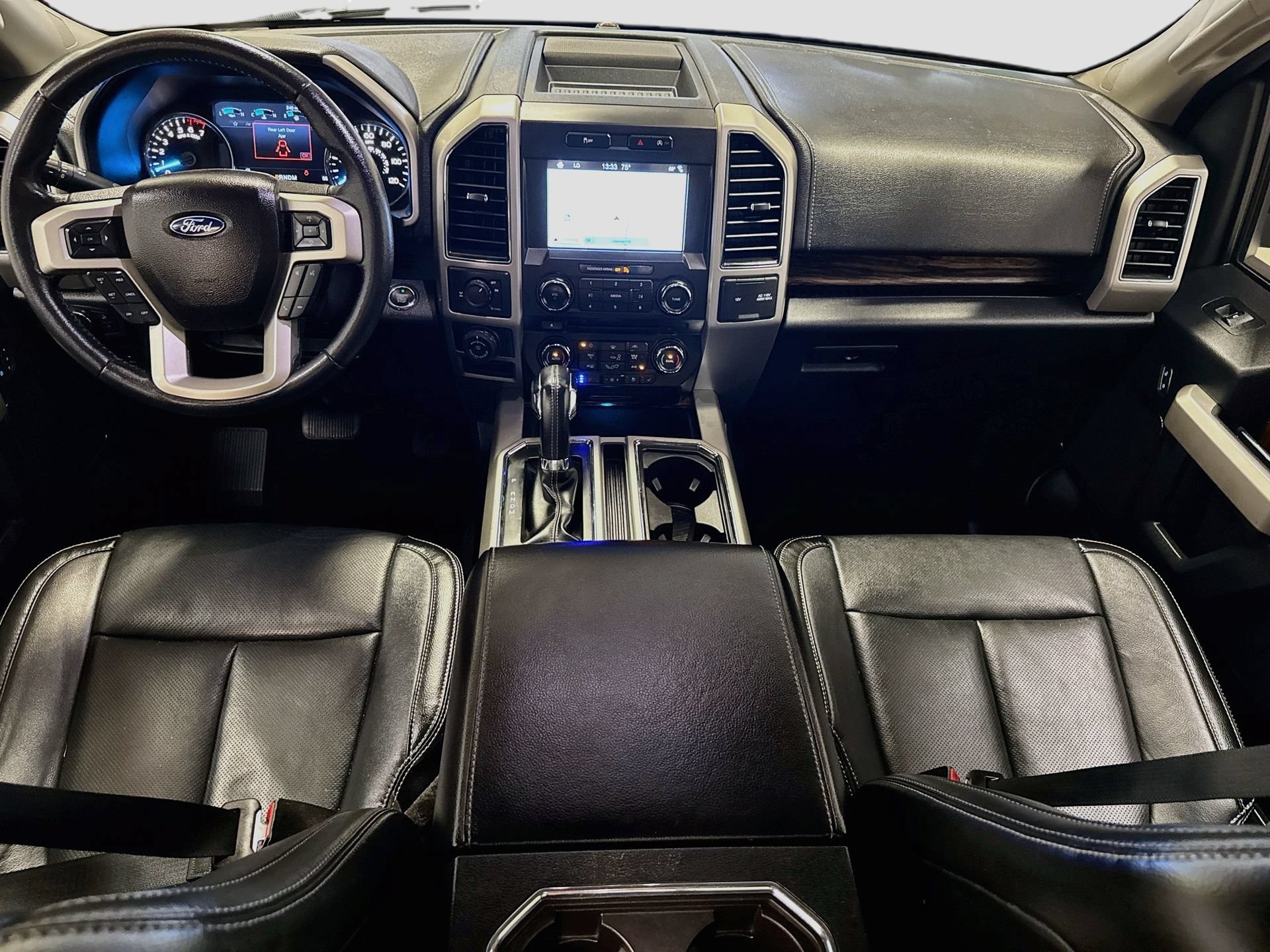 Used 2018 Ford F150 Lariat w/ Trailer Tow Package RWD image 22