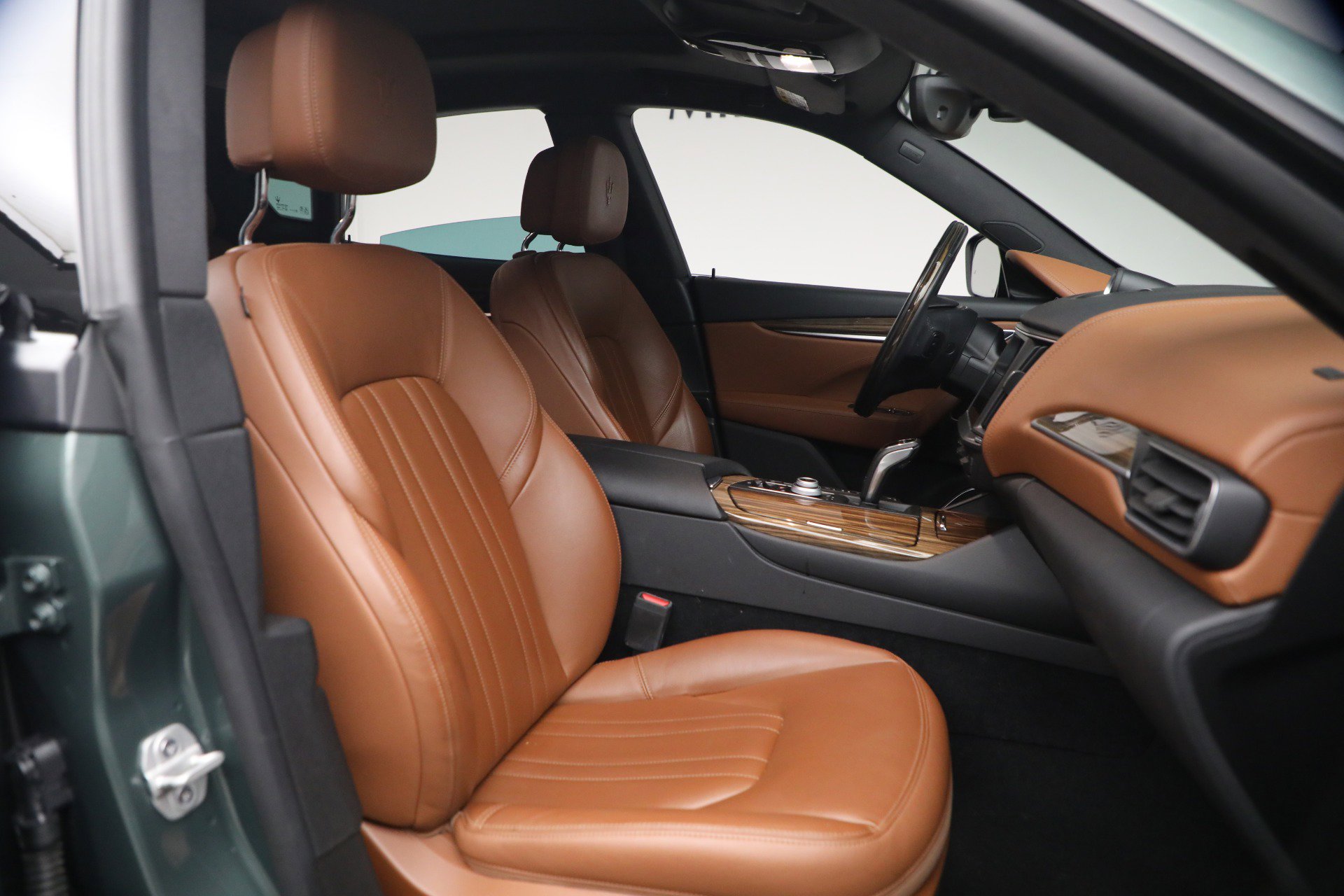 Certified 2022 Maserati Levante GT AWD/4WD image 15