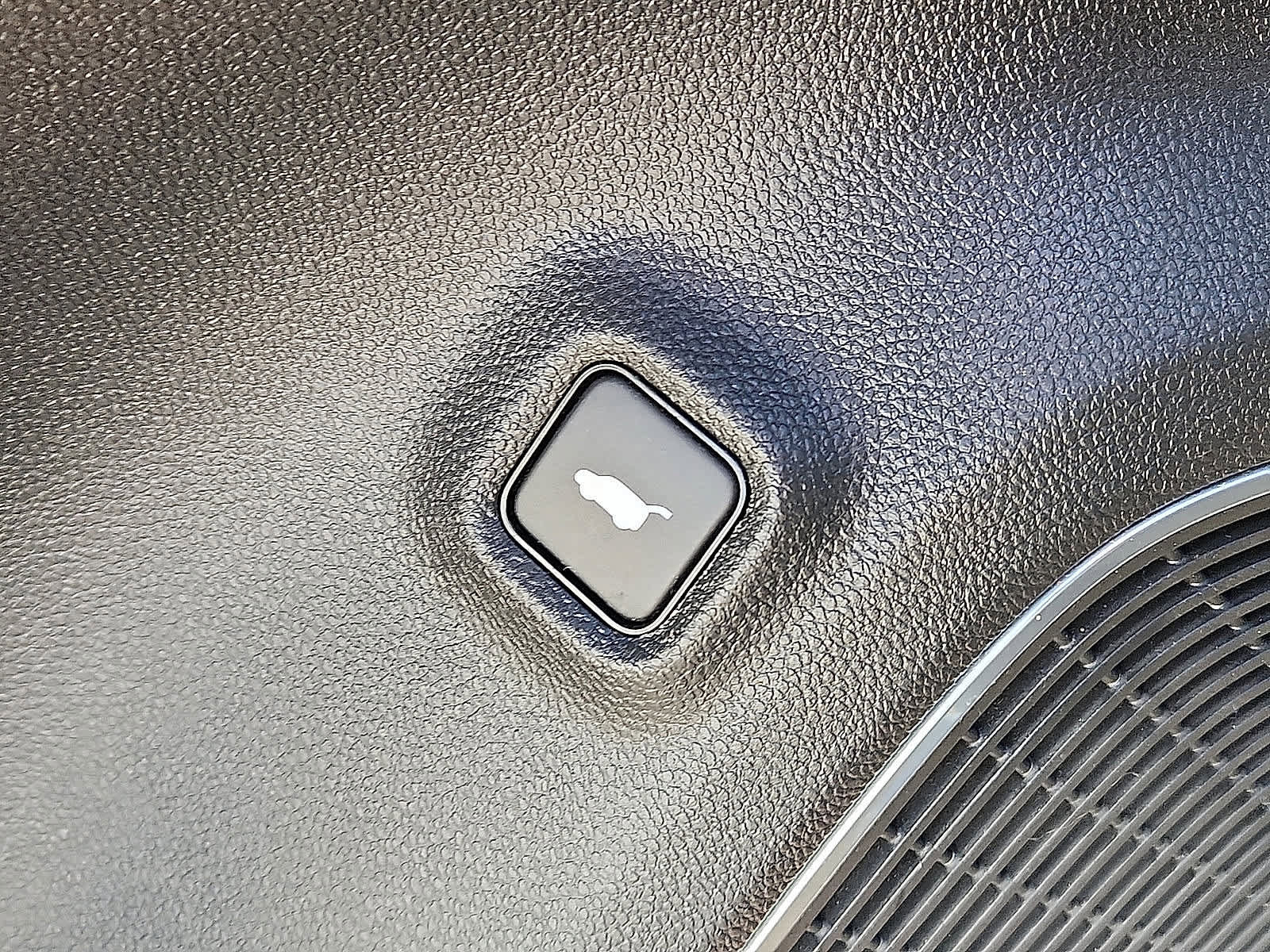 Certified 2023 Acura MDX SH-AWD w/ Technology Package image 27