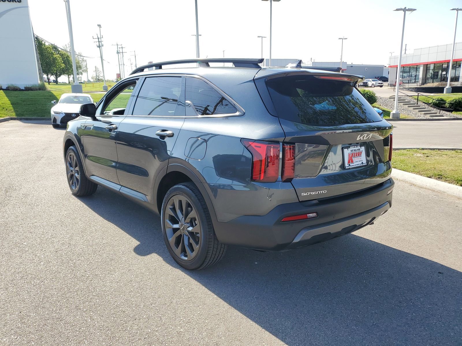 Used 2023 Kia Sorento X-Line EX AWD/4WD image 3