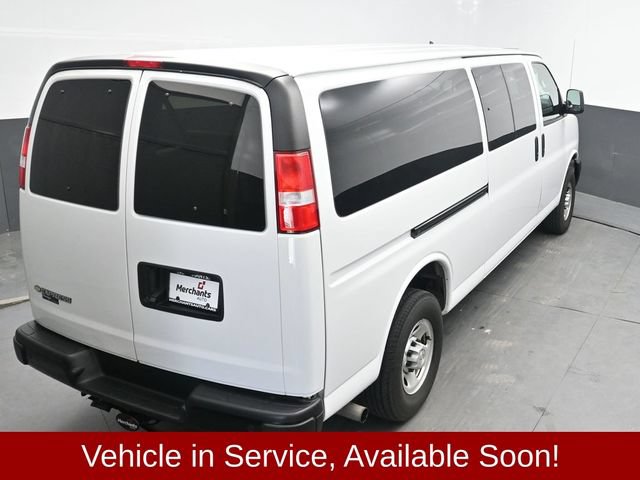 Used 2024 Chevrolet Express 3500 LS RWD image 28