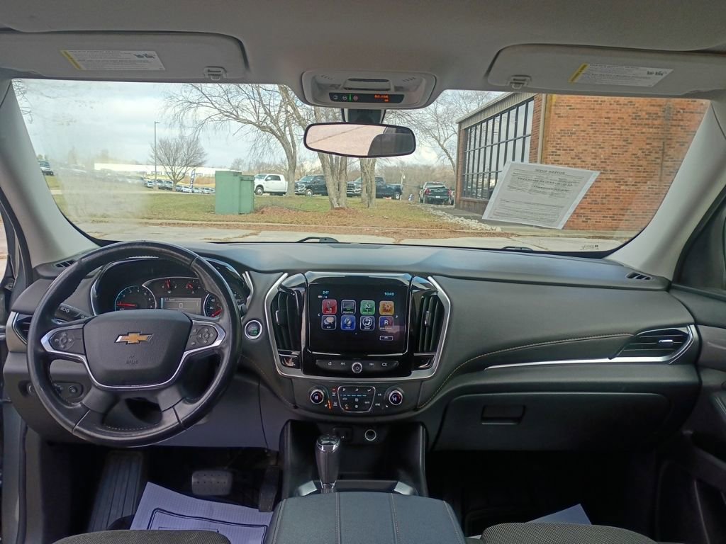 Used 2019 Chevrolet Traverse LT FWD image 21