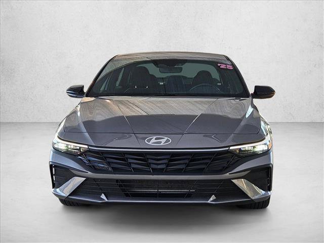 Used 2025 Hyundai Elantra Sport FWD video 2