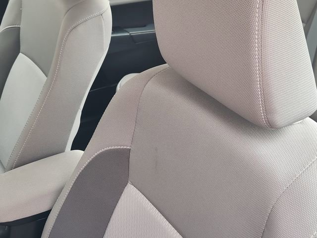 Used 2017 Toyota Corolla LE FWD image 16