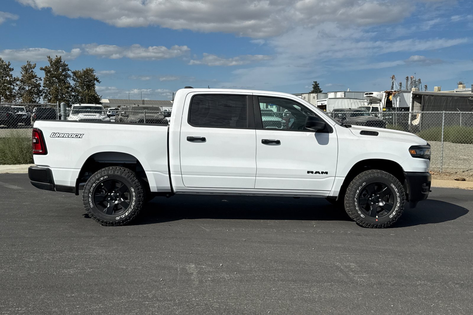 New 2026 RAM 1500 Warlock AWD/4WD image 2