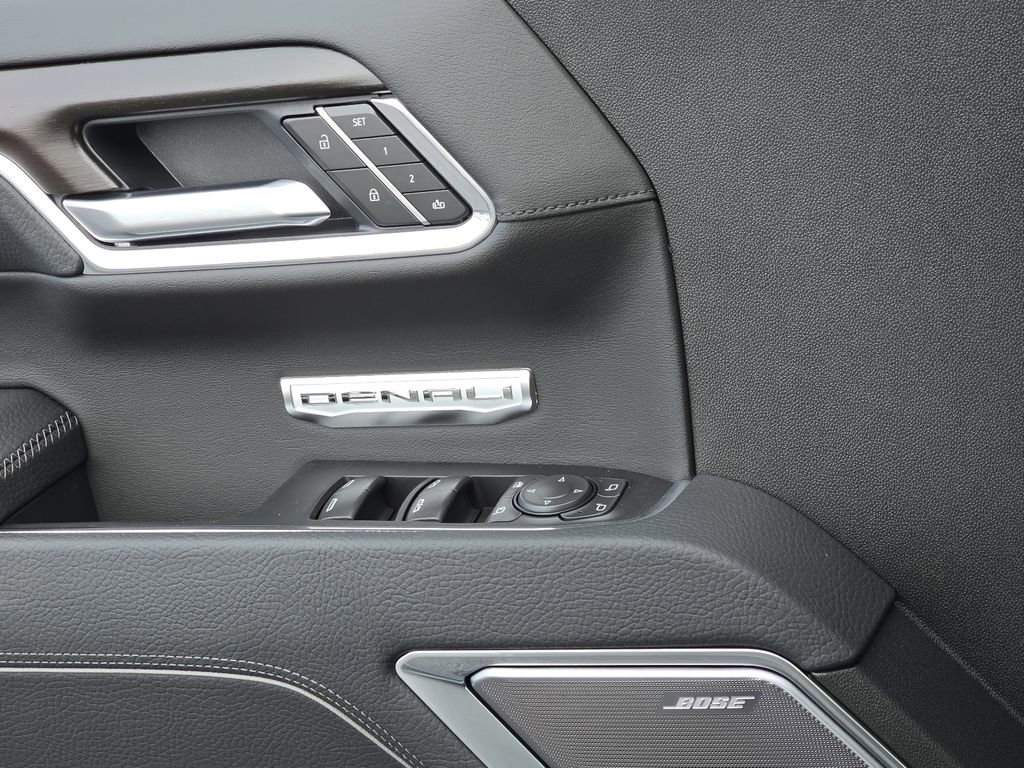 New 2026 GMC Sierra 1500 Denali w/ Denali Reserve Package image 10