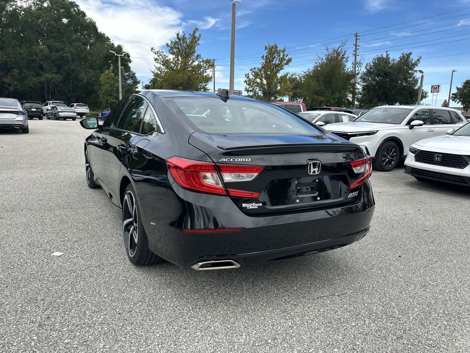 Used 2022 Honda Accord Sport Special Edition image 4