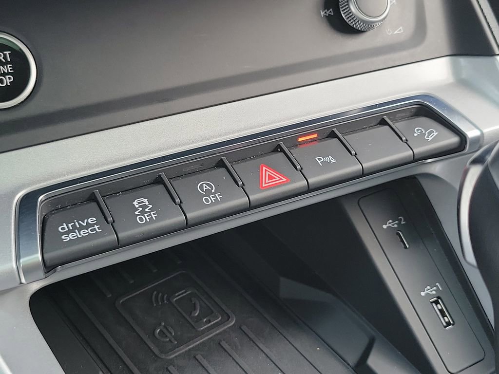 Used 2021 Audi Q3 2.0T Premium Plus AWD/4WD image 33