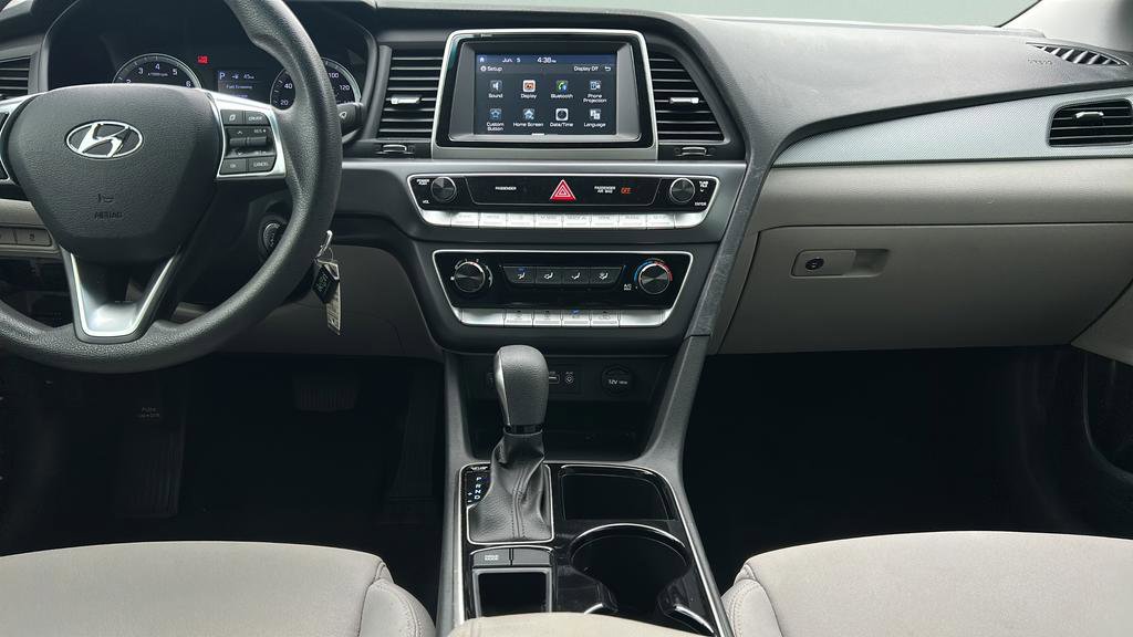 Used 2018 Hyundai Sonata SE FWD image 23