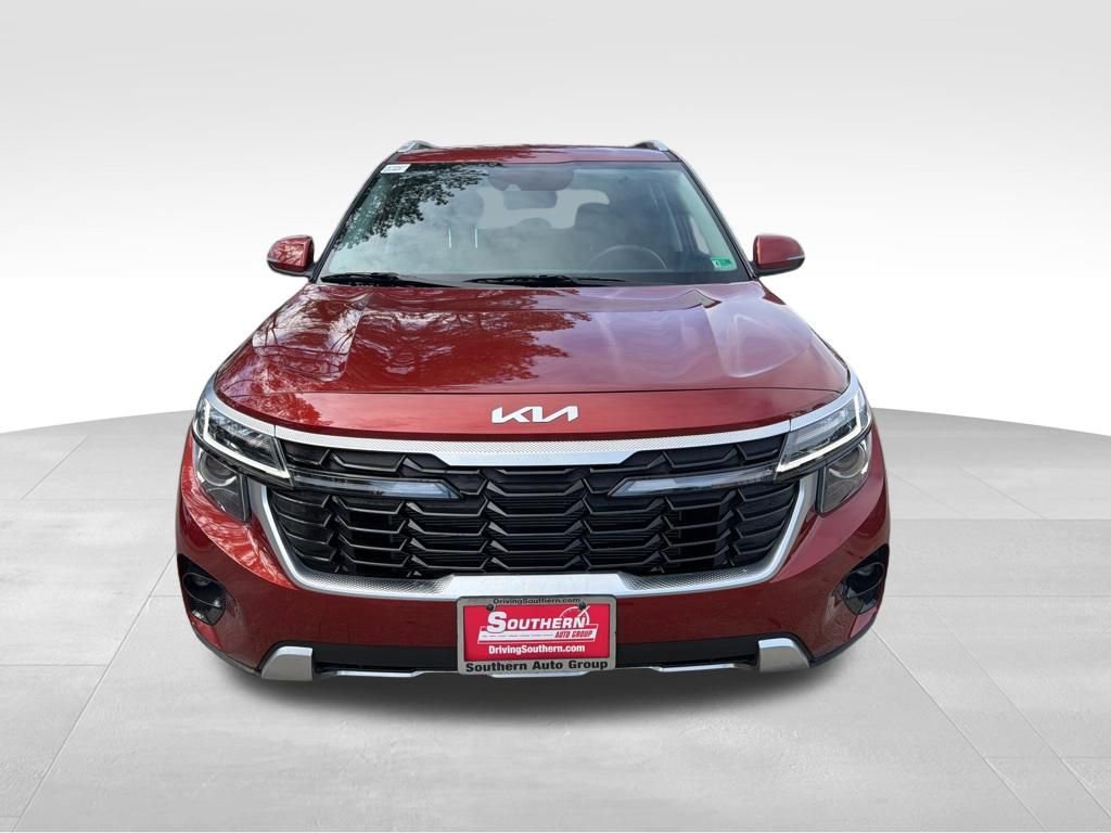 Certified 2025 Kia Seltos S image 10