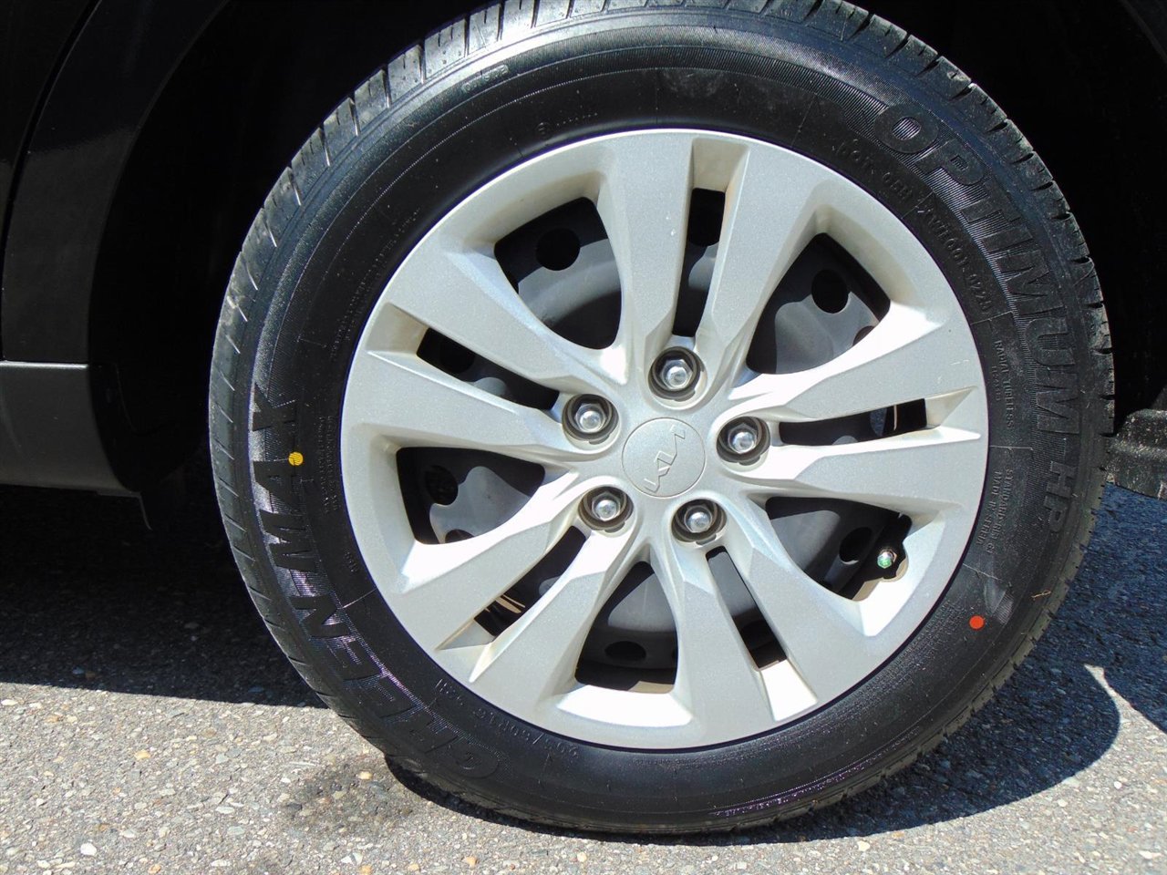 Used 2022 Kia Soul LX image 9