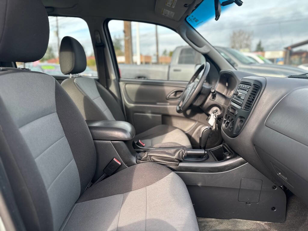Used 2006 Ford Escape XLS image 21