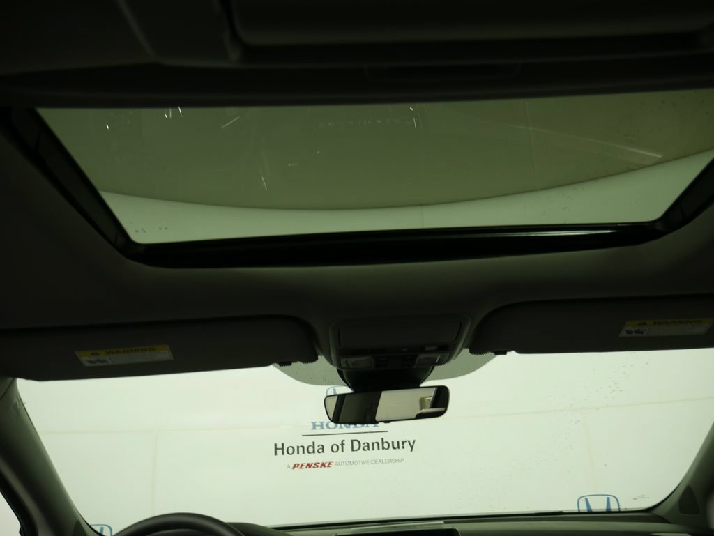 New 2026 Honda Odyssey Touring image 14