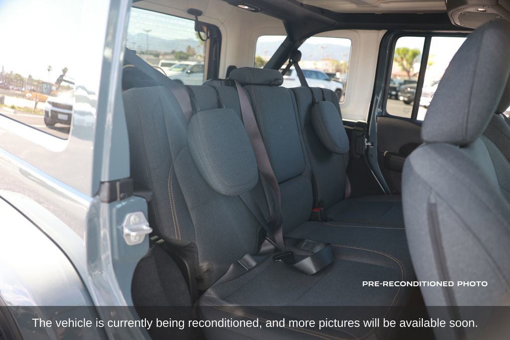 Used 2025 Jeep Wrangler Sahara 4xe w/ Safety Group image 13