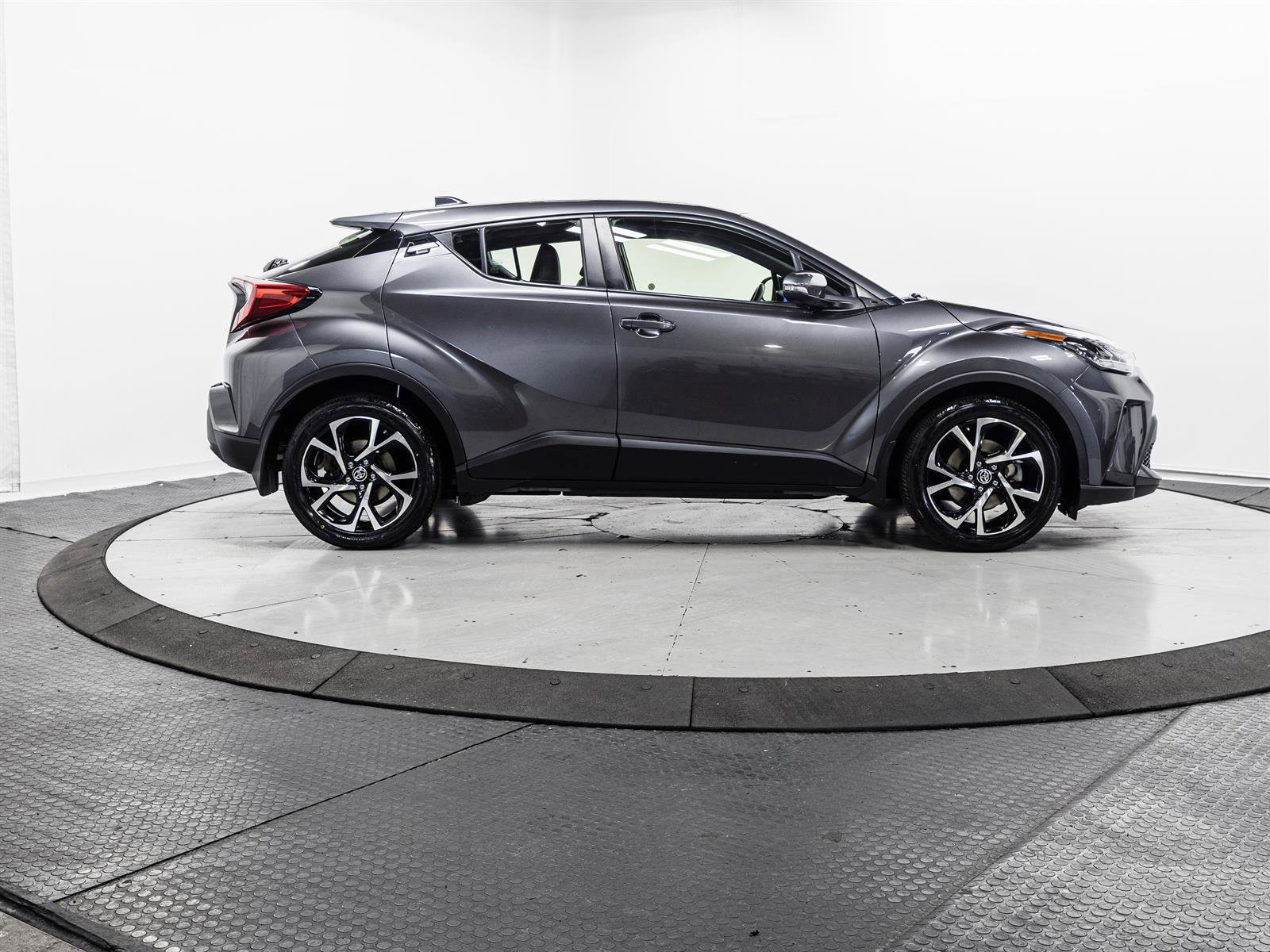 Certified 2020 Toyota C-HR XLE image 12