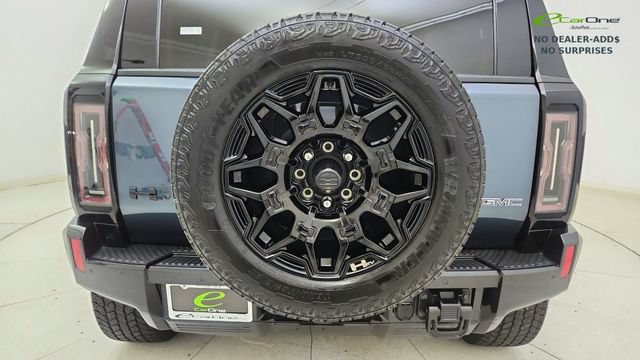 Used 2025 GMC Hummer EV 3X w/ LPO, Illumination Package AWD/4WD image 11