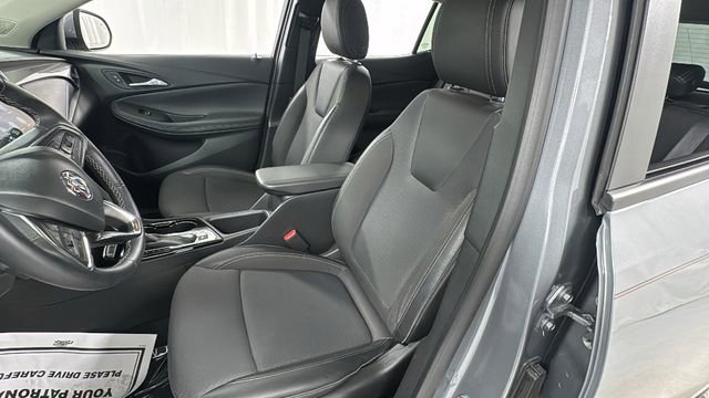 Used 2023 Buick Encore GX Select w/ Sport Touring Package image 10