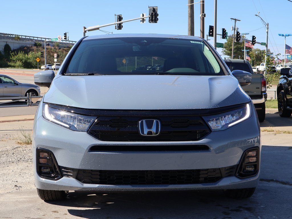 New 2026 Honda Odyssey Elite image 2
