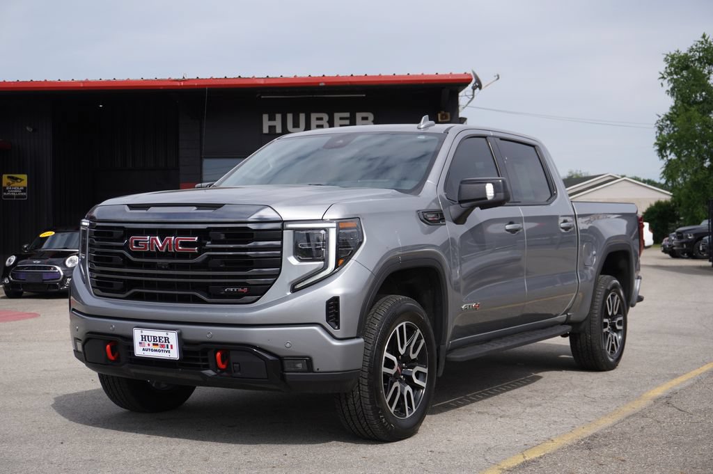 Used 2024 GMC Sierra 1500 AT4 w/ Technology Package AWD/4WD image 3