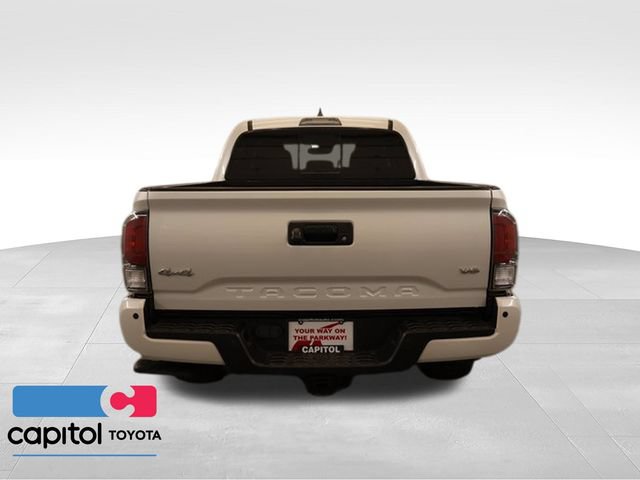 Certified 2023 Toyota Tacoma Limited AWD/4WD image 4