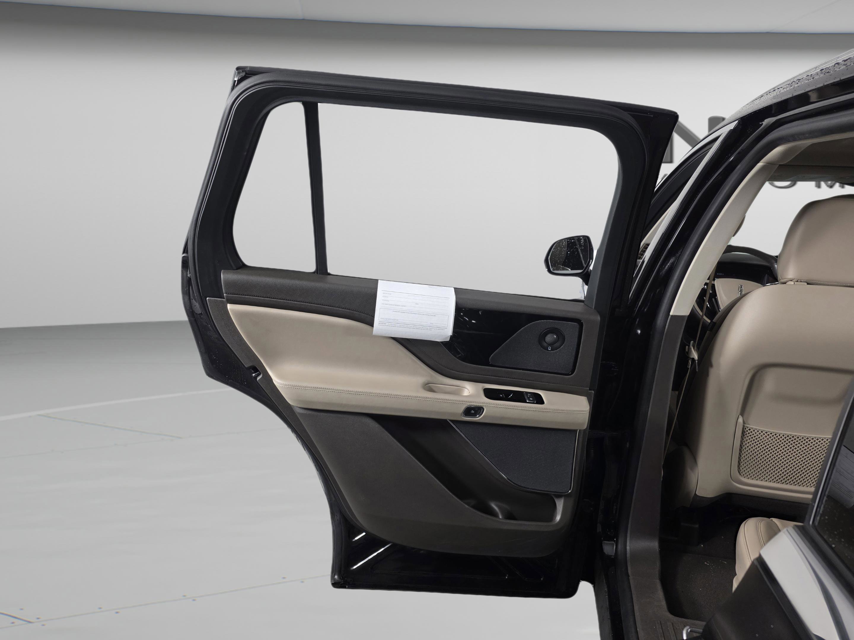 Used 2024 Lincoln Aviator Reserve w/ Elements Package Plus image 53