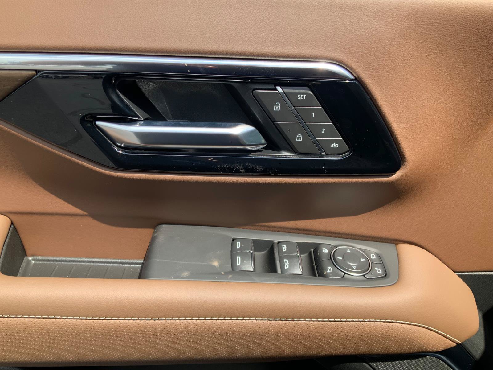 New 2026 Chevrolet Suburban High Country AWD/4WD image 31