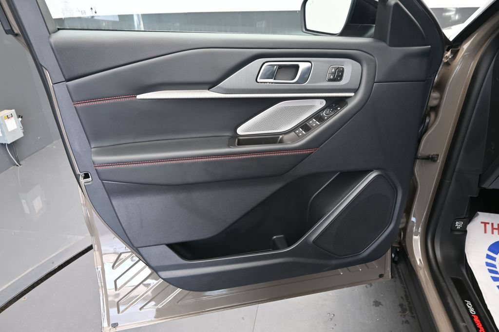 New 2026 Ford Explorer ST w/ Sun And Sound Package AWD/4WD image 17