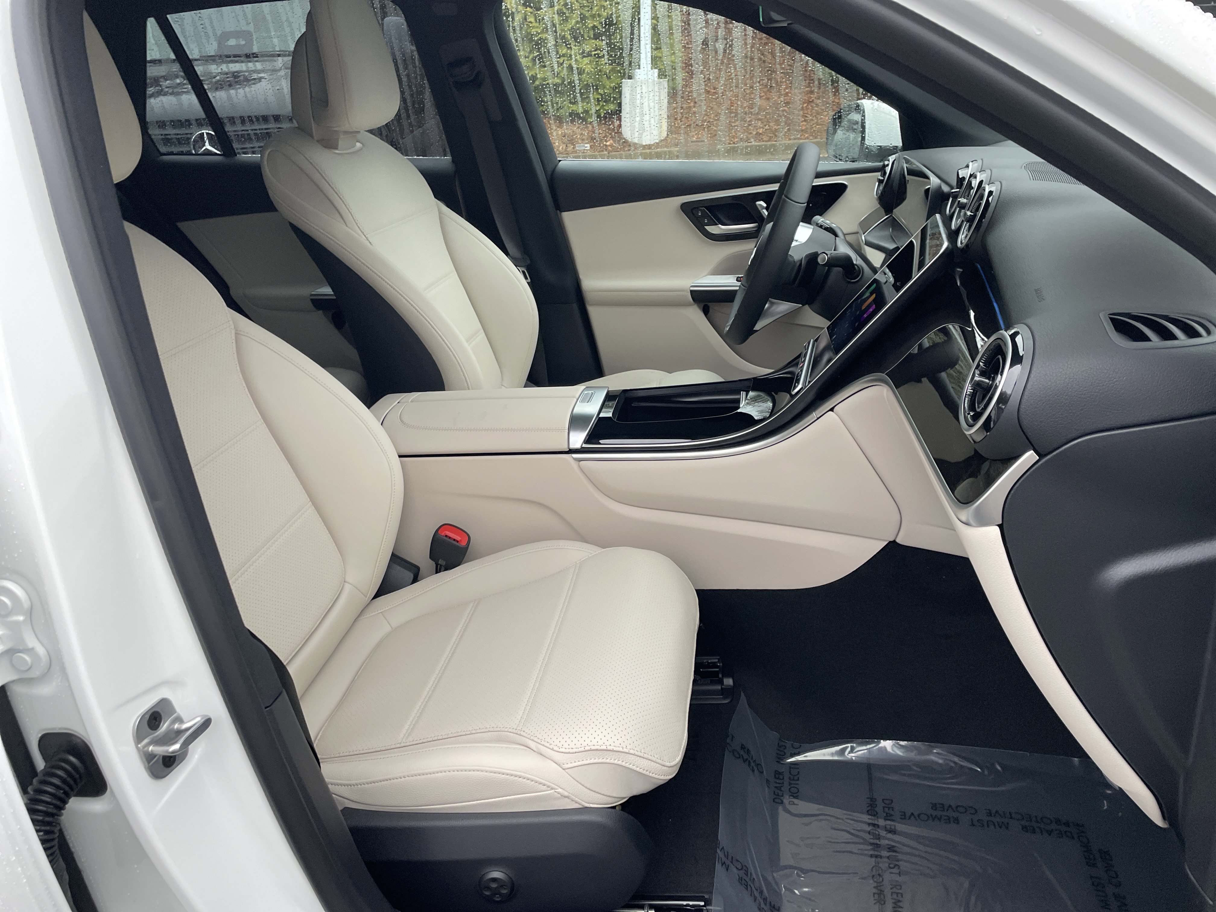 New 2026 Mercedes-Benz GLC 300 image 44