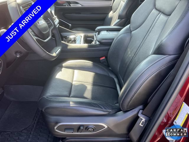 Certified 2024 Jeep Wagoneer Series II w/ Convenience Group I RWD image 31
