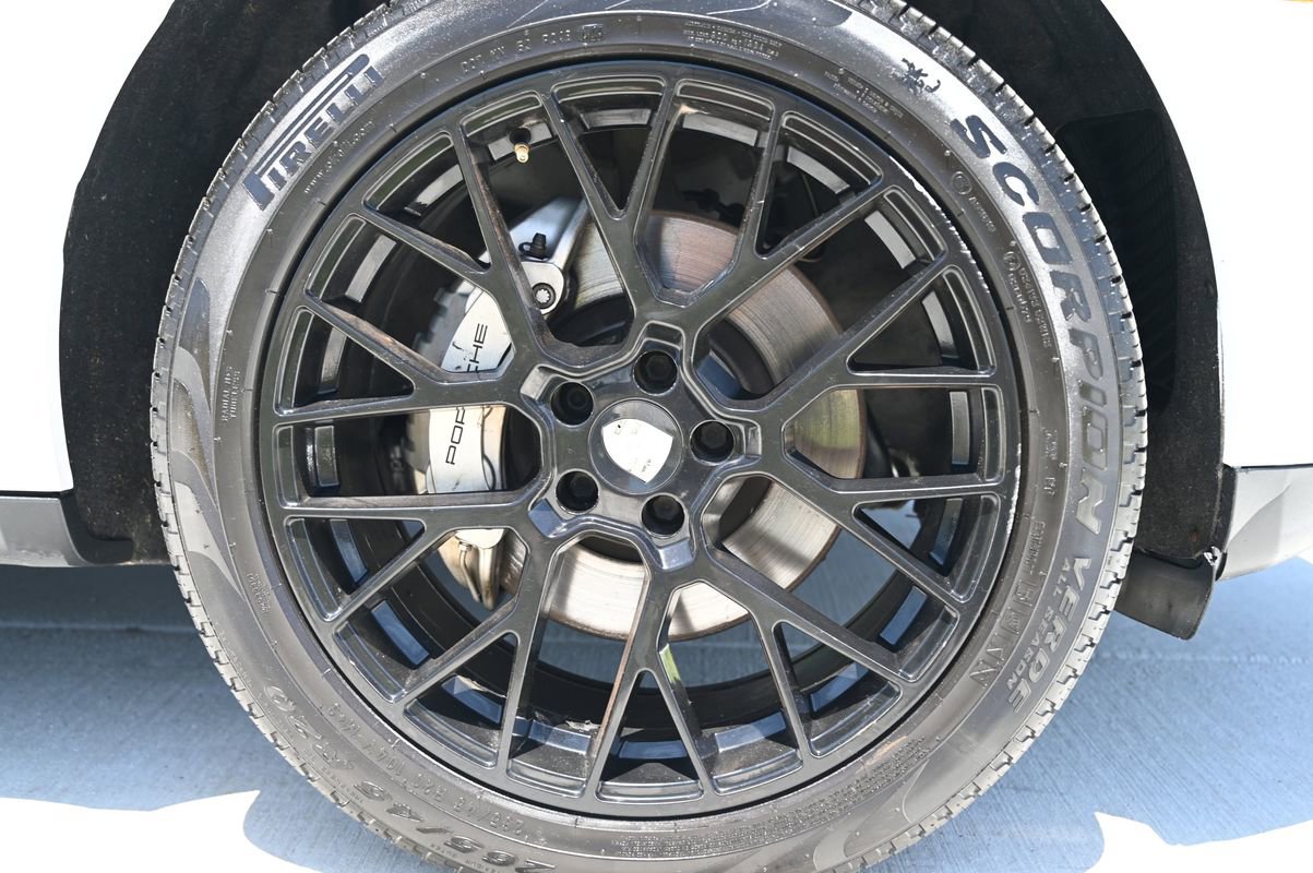 Used 2018 Porsche Macan S image 50