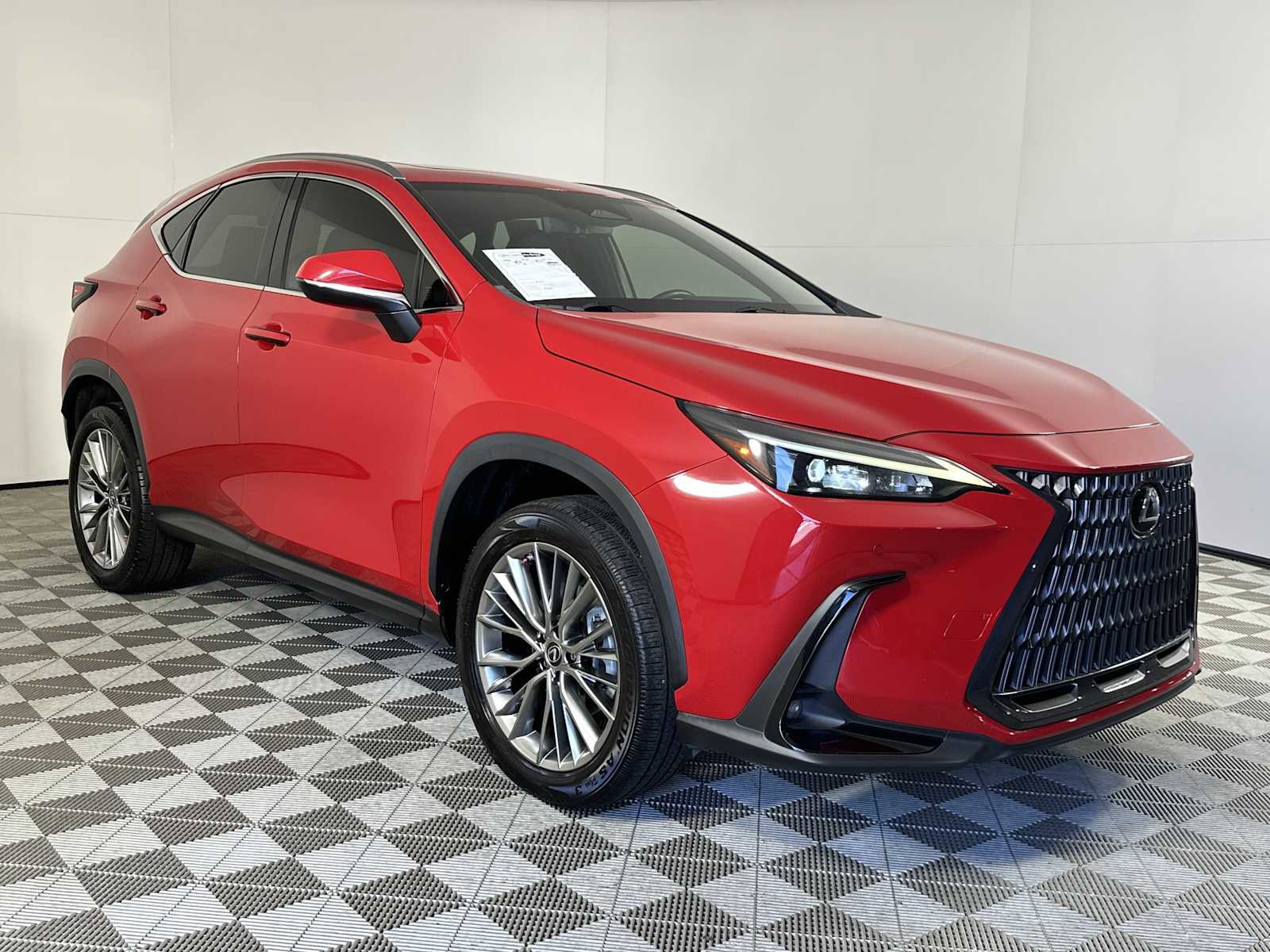Used 2022 Lexus NX 350 AWD image 2