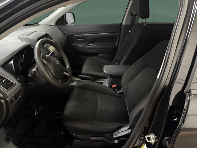 Used 2022 Mitsubishi Outlander Sport ES FWD image 11