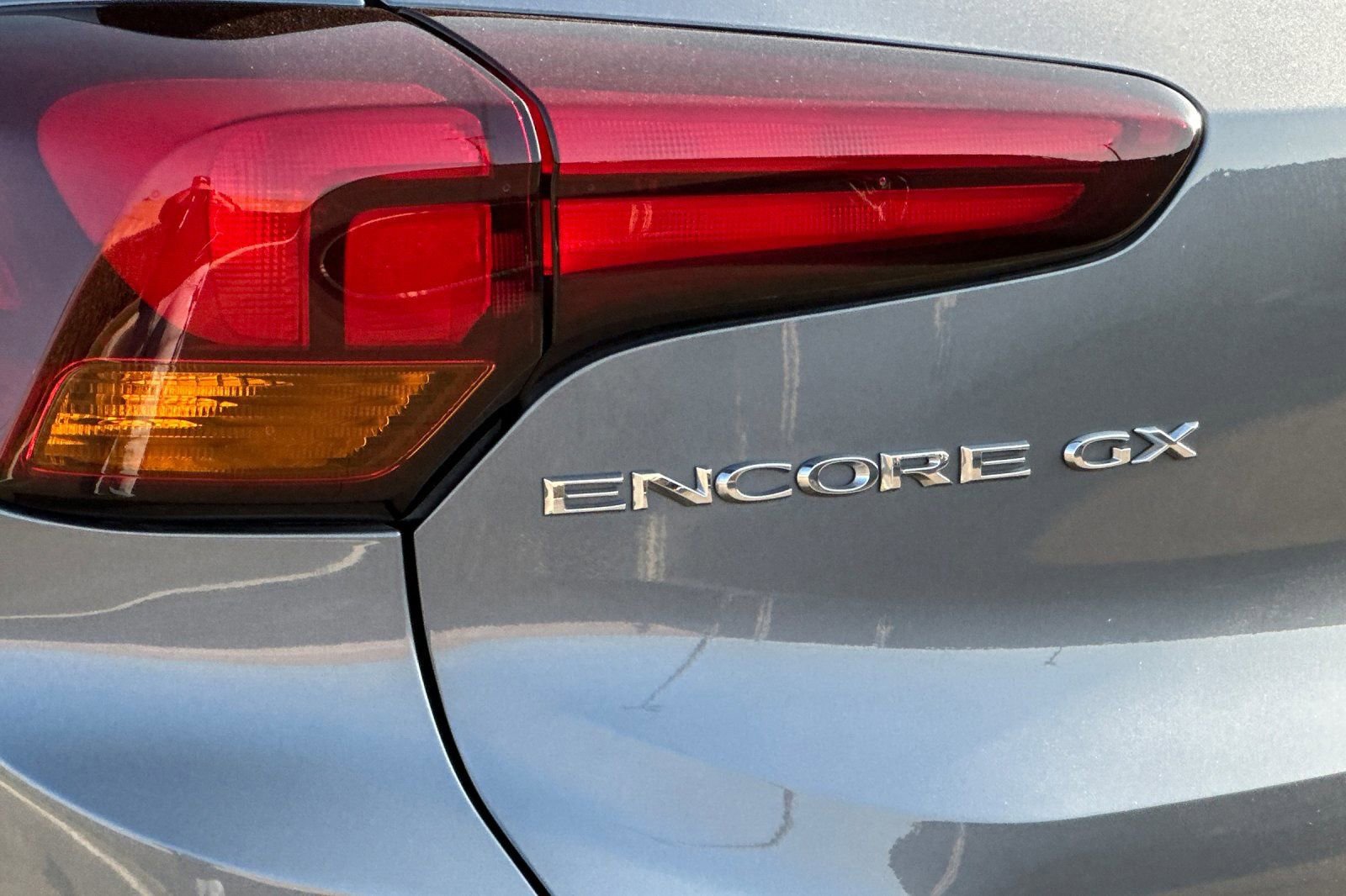 Certified 2022 Buick Encore GX Select image 28