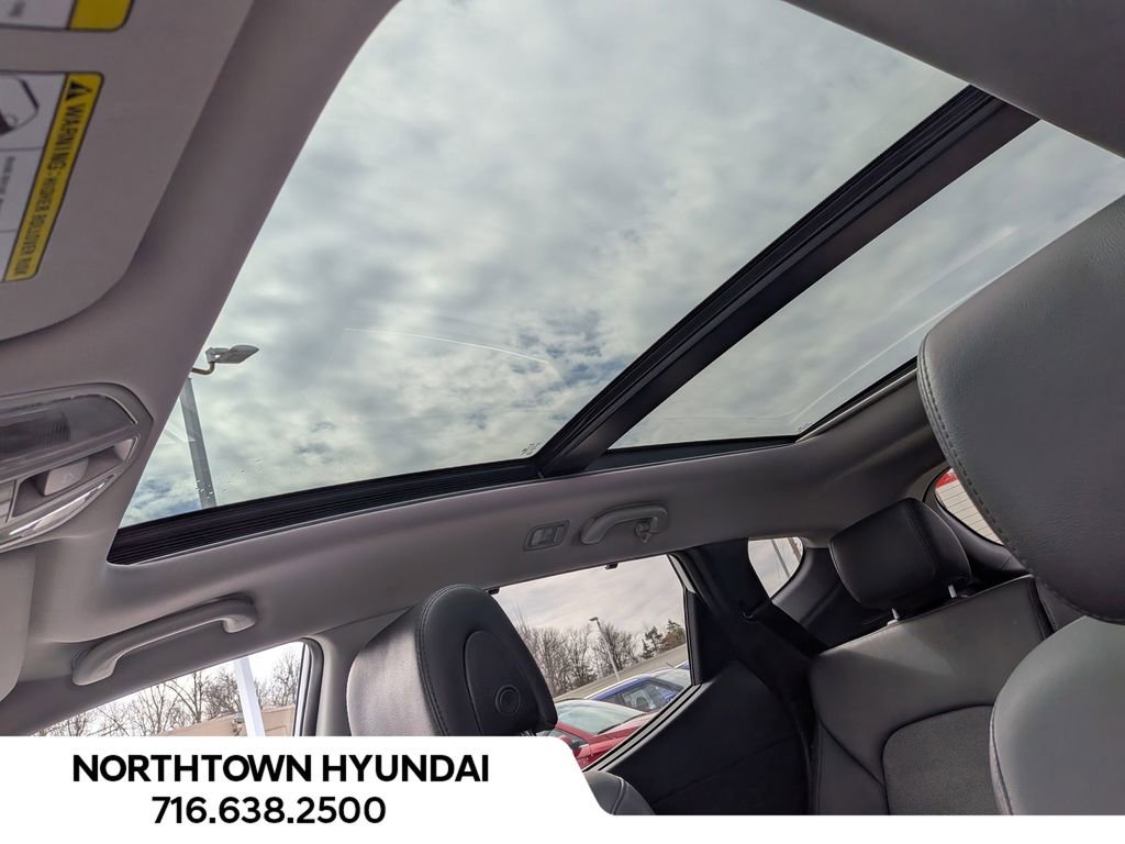 Used 2017 Hyundai Santa Fe Sport w/ 2.0T Ultimate Tech Package 05 image 9