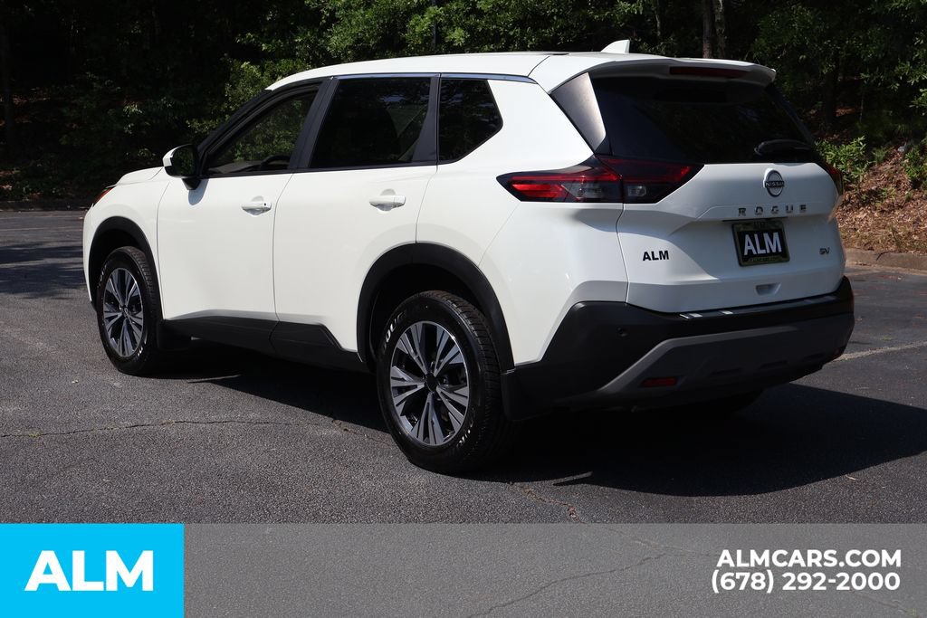 Used 2023 Nissan Rogue SV FWD image 8