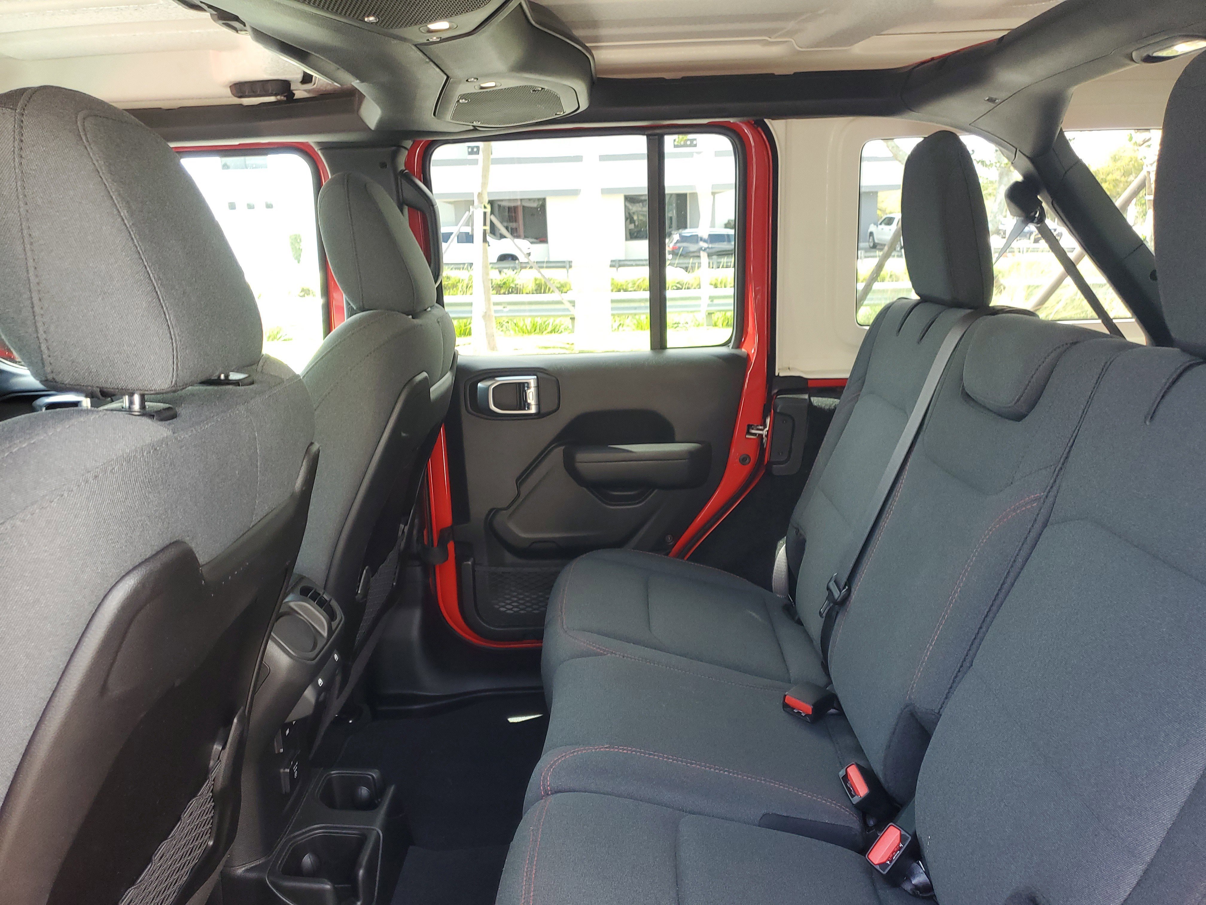 Used 2026 Jeep Wrangler Unlimited Rubicon AWD/4WD image 10