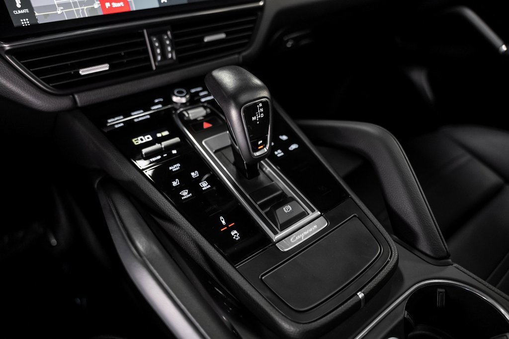 Used 2021 Porsche Cayenne Coupe image 49