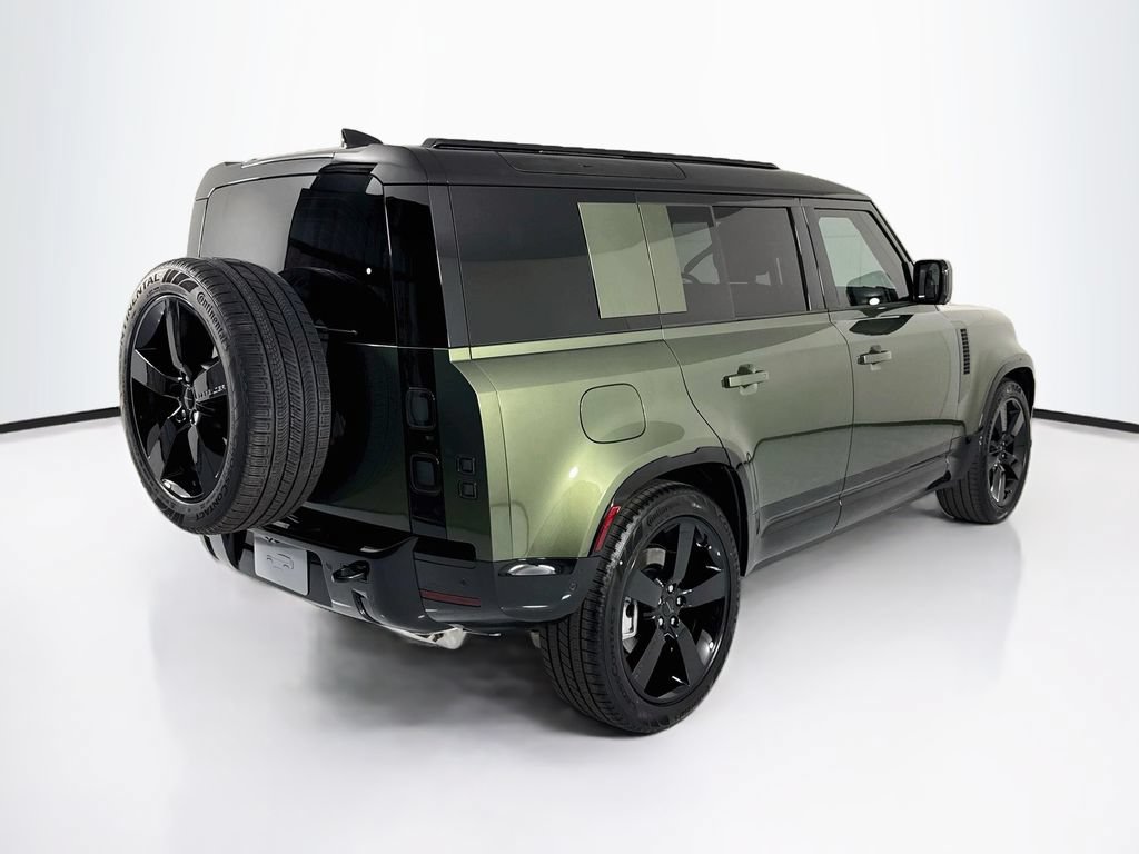 New 2026 Land Rover Defender 110 X-Dynamic SE AWD/4WD image 5