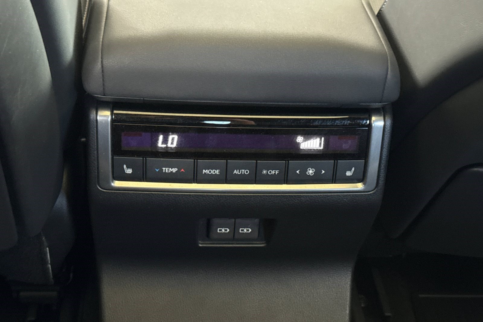 Certified 2024 Lexus GX 550 w/ Accessory Package (Z1) AWD/4WD image 16